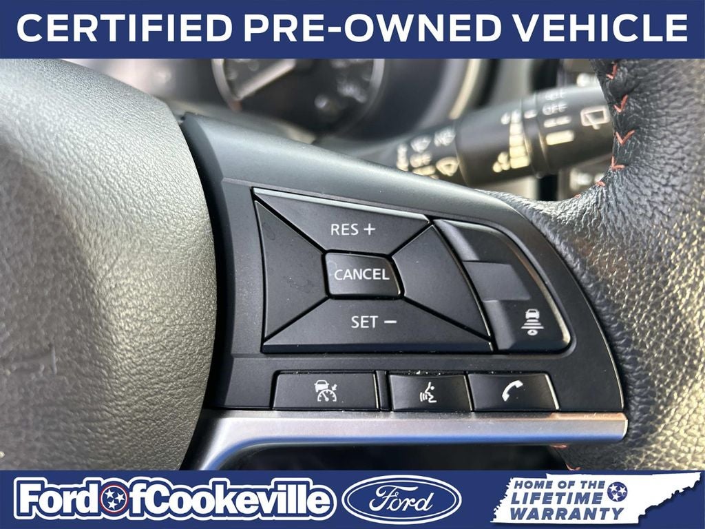 2023 Nissan Kicks SR