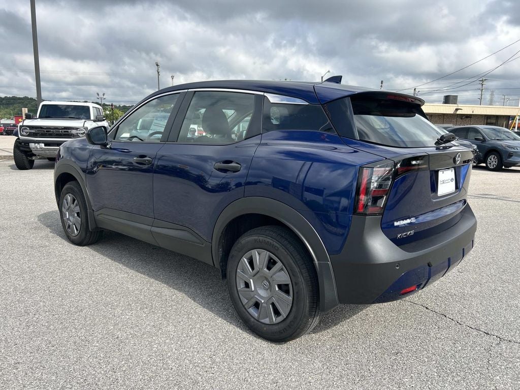 2025 Nissan Kicks S