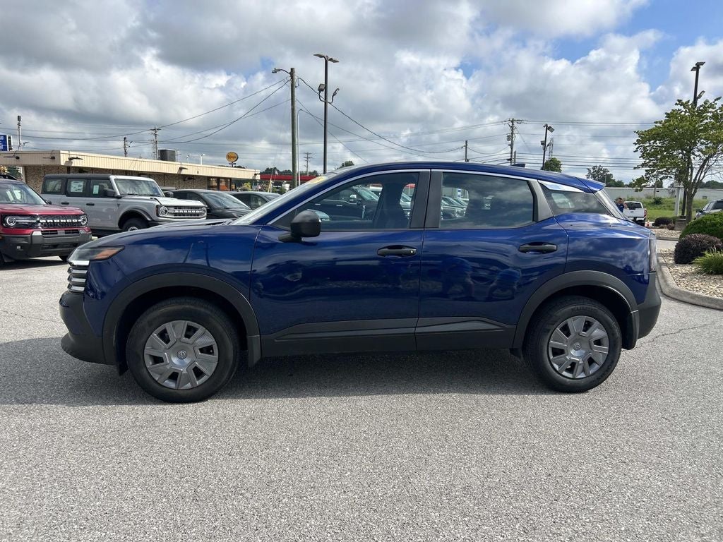 2025 Nissan Kicks S