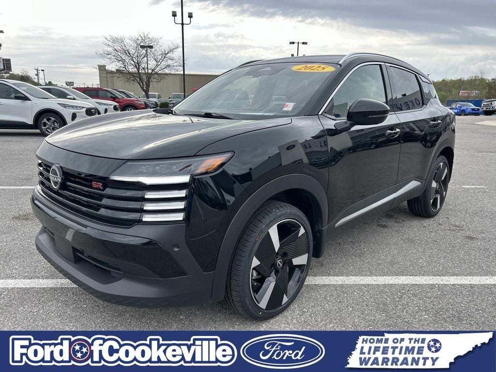 2025 Nissan Kicks SR