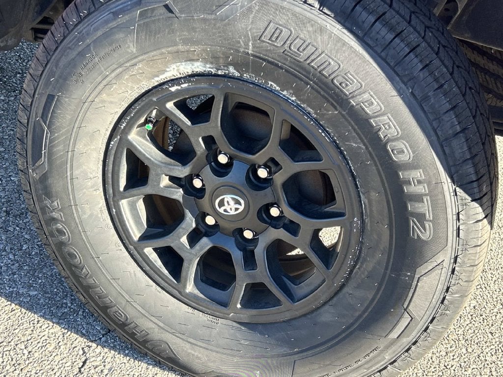 2022 Toyota Tacoma SR5 V6