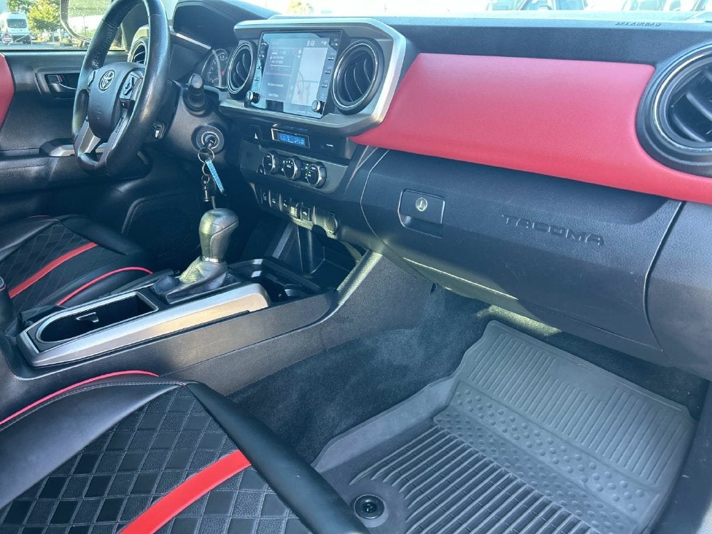 2022 Toyota Tacoma SR5 V6