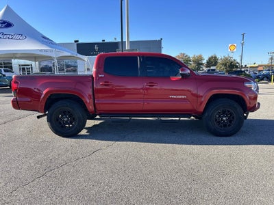 2022 Toyota Tacoma SR5 V6