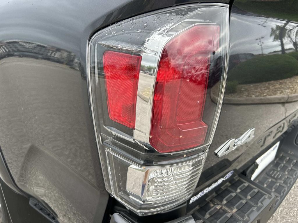 2023 Toyota Tacoma Limited V6