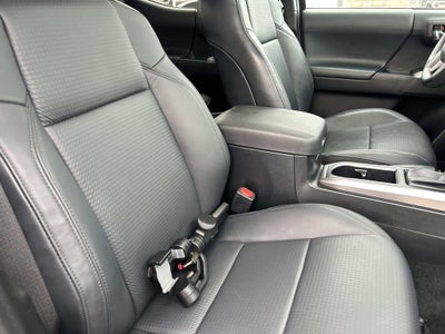 2023 Toyota Tacoma Limited V6