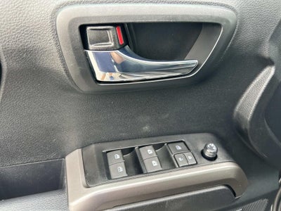 2023 Toyota Tacoma Limited V6