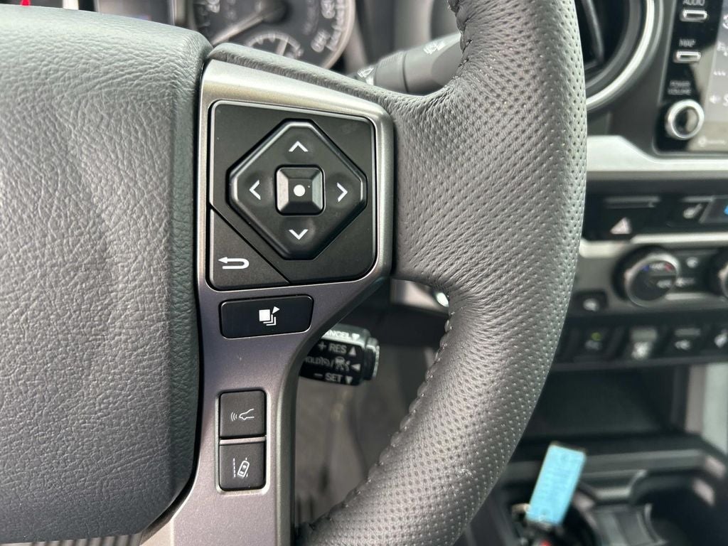2023 Toyota Tacoma Limited V6