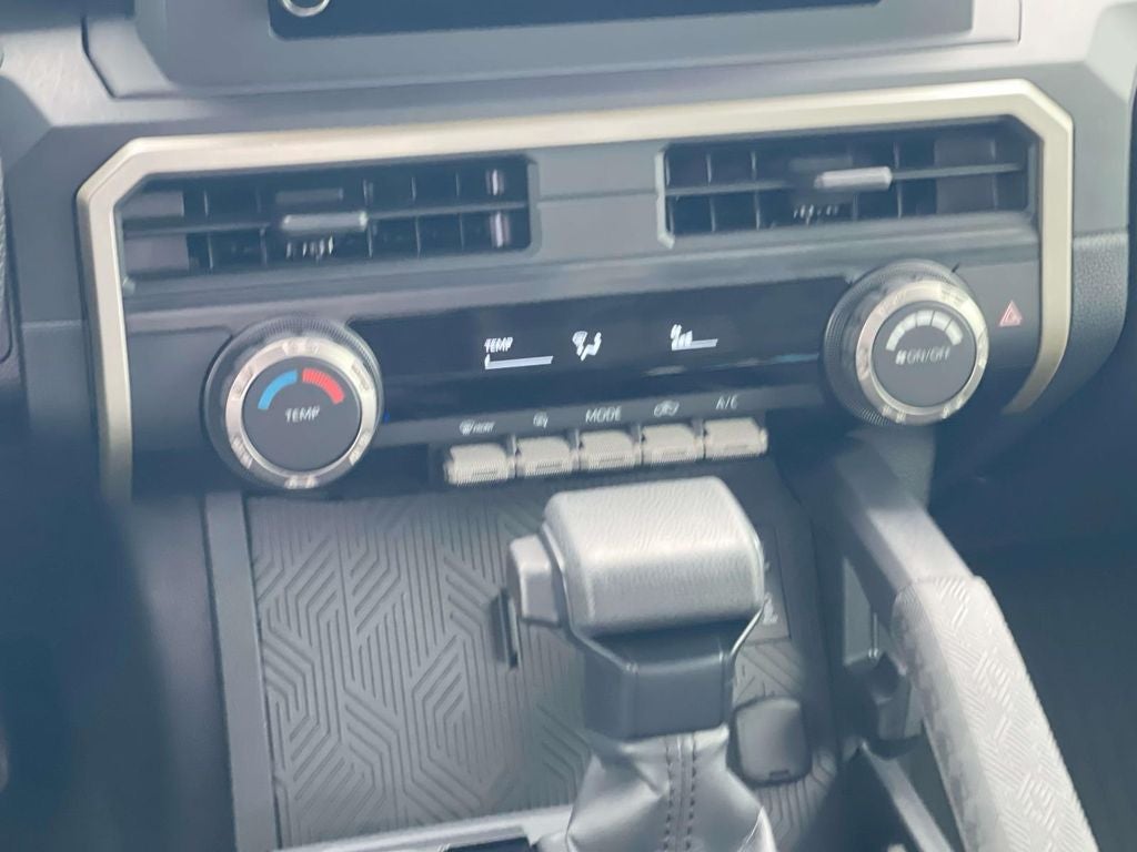 2025 Toyota Tacoma SR