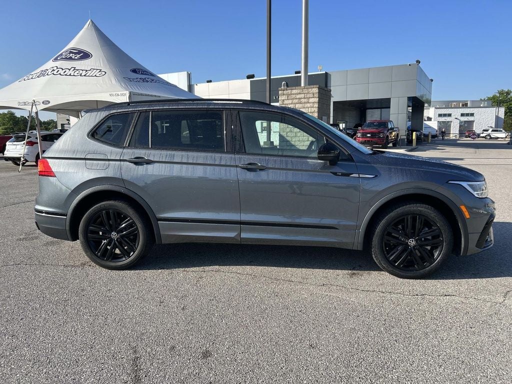 2022 Volkswagen Tiguan 2.0T SE R-Line Black