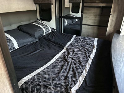 2022 DURANGO BY KZ M-348BHF Base