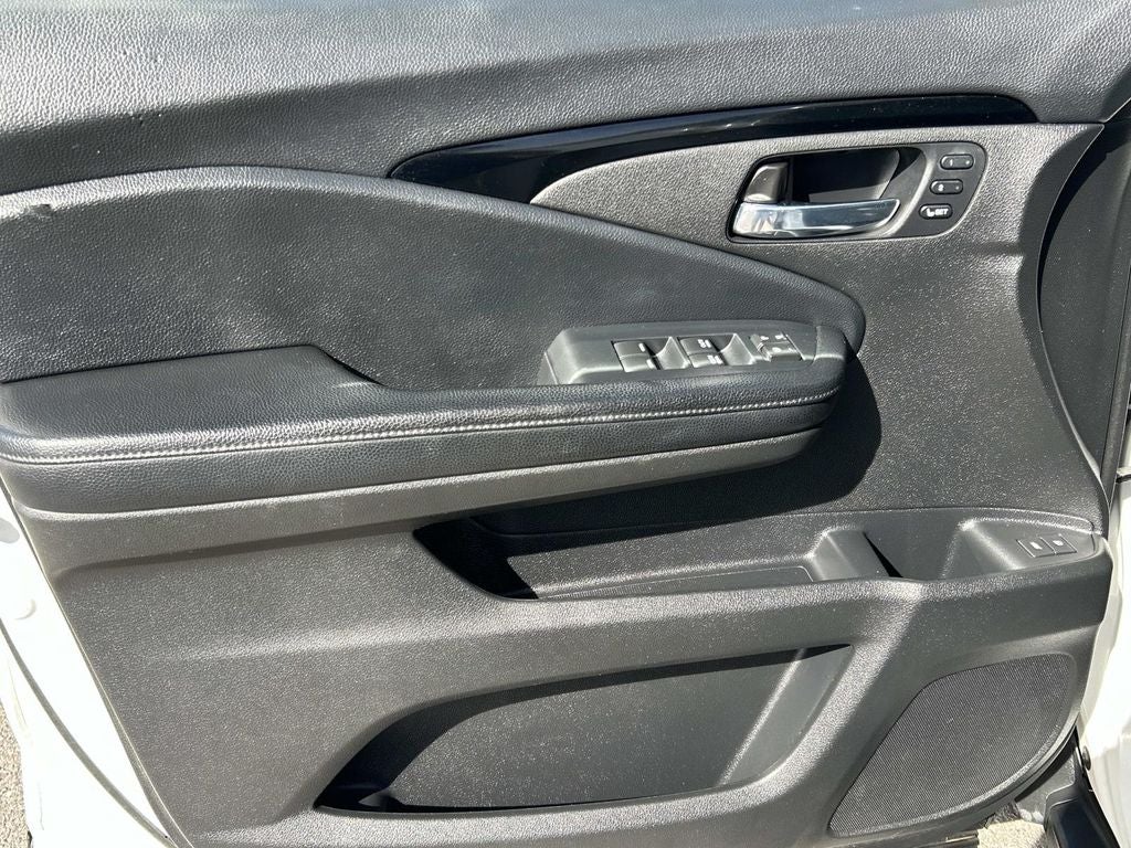 2020 Honda Pilot Touring 8 Passenger