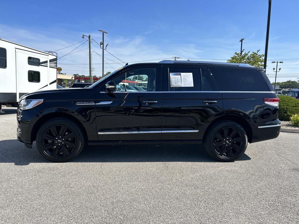 2023 Lincoln Navigator Reserve