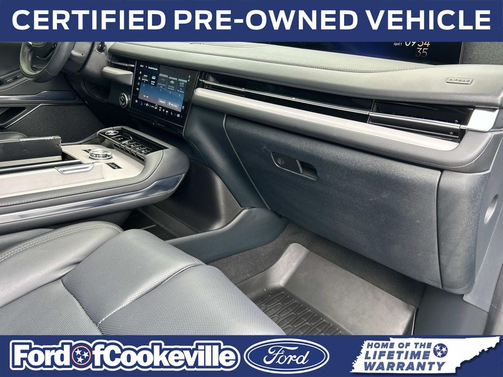 2025 Lincoln Navigator L Reserve