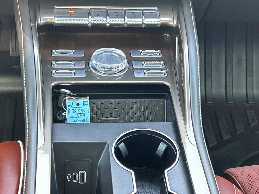 2024 Lincoln Nautilus Black Label