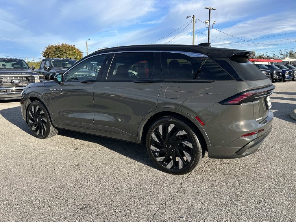 2024 Lincoln Nautilus Black Label