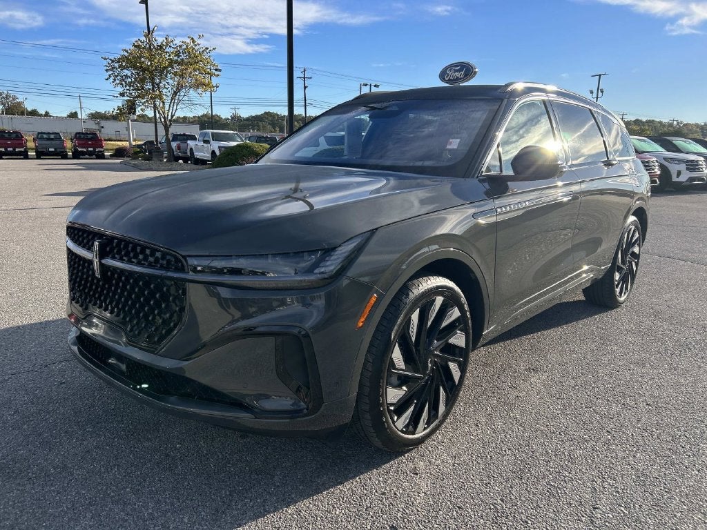 2024 Lincoln Nautilus Black Label