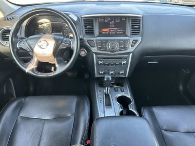 2019 Nissan Pathfinder SL