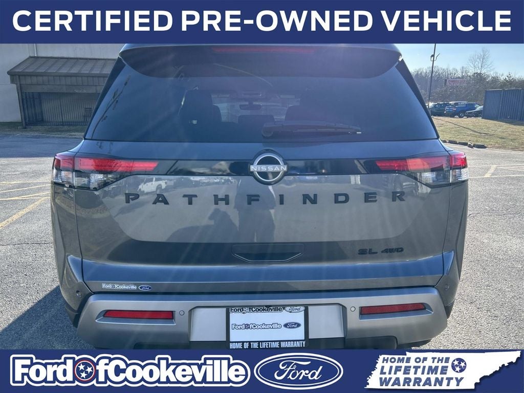 2025 Nissan Pathfinder SL