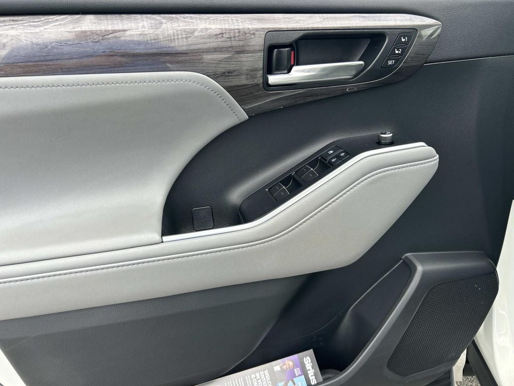 2020 Toyota Highlander Limited