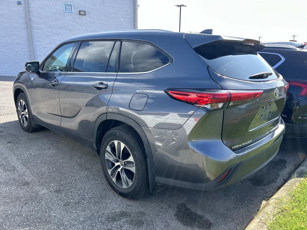 2022 Toyota Highlander XLE
