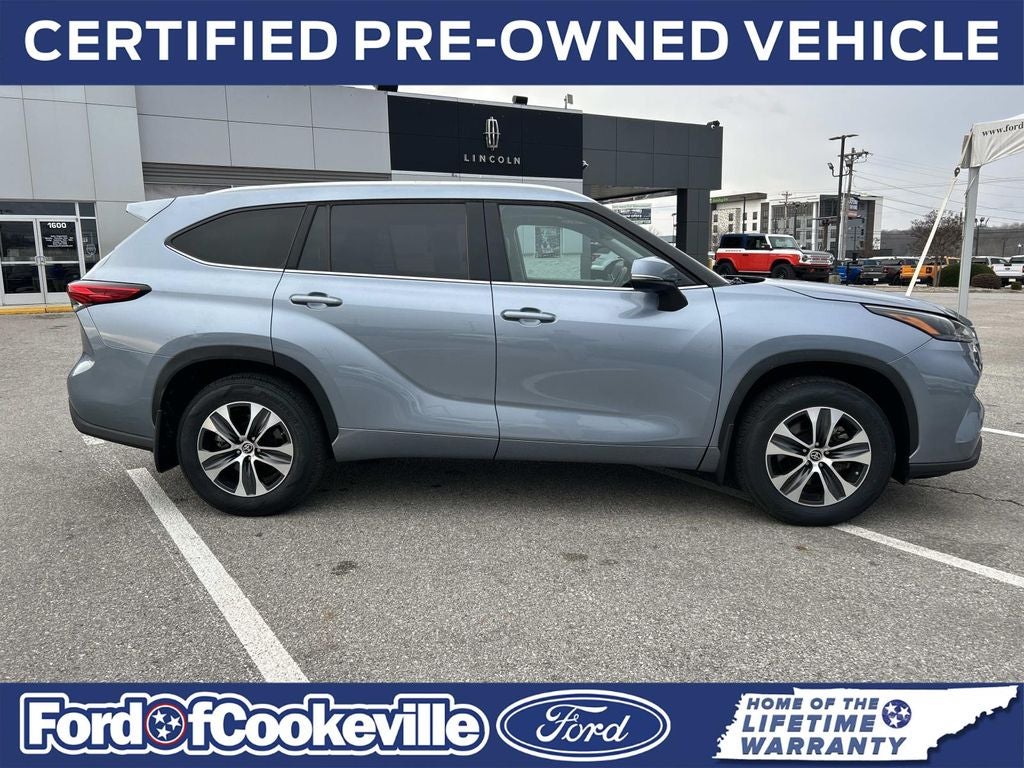 2022 Toyota Highlander XLE