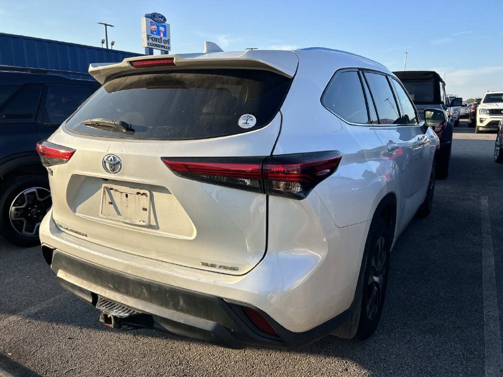 2021 Toyota Highlander XLE
