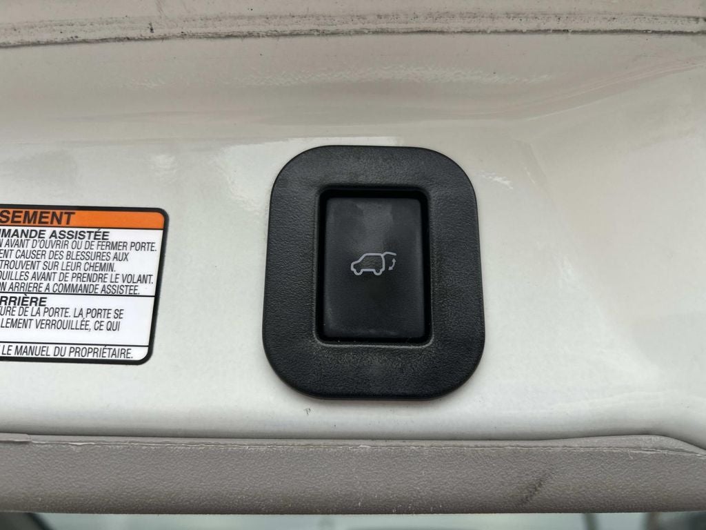 2016 Toyota Sienna SE 8 Passenger