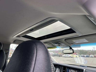 2016 Toyota Sienna SE 8 Passenger