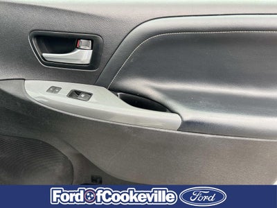 2016 Toyota Sienna SE 8 Passenger