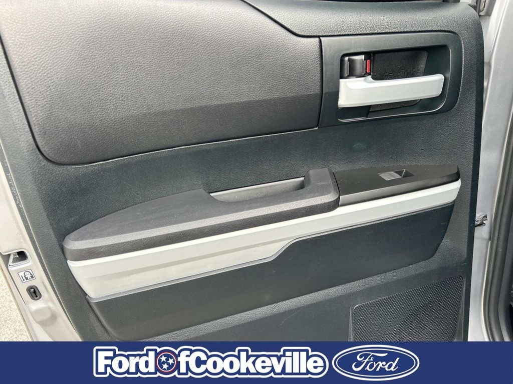 2017 Toyota Tundra SR5