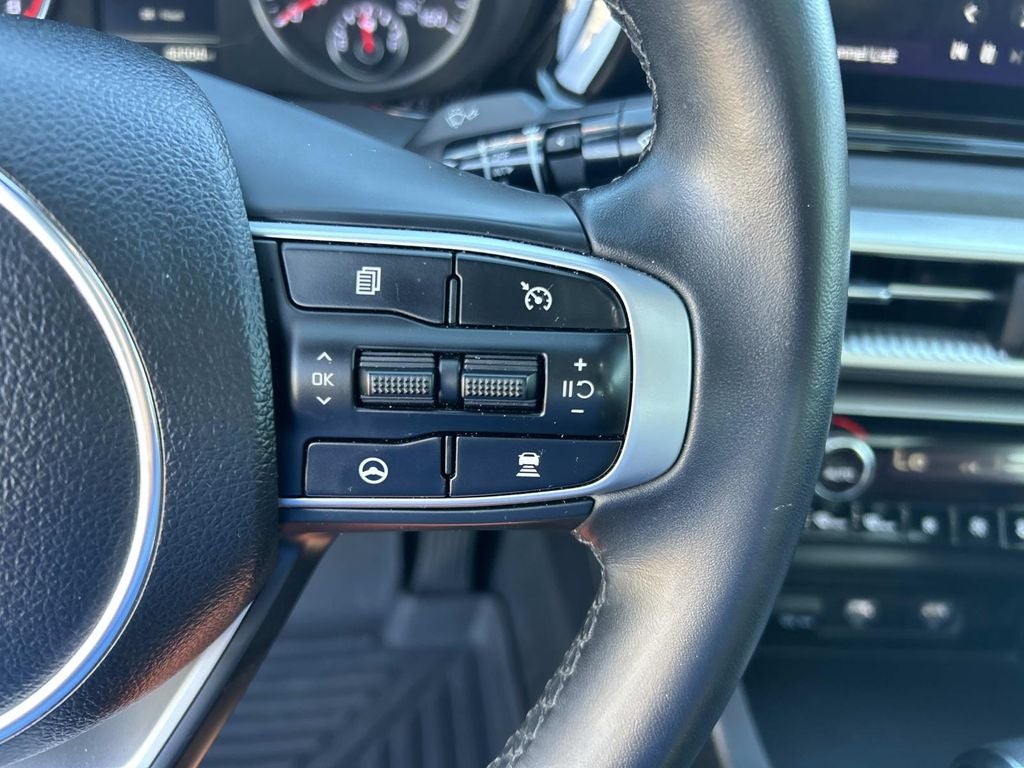 2024 Kia K5 GT-Line