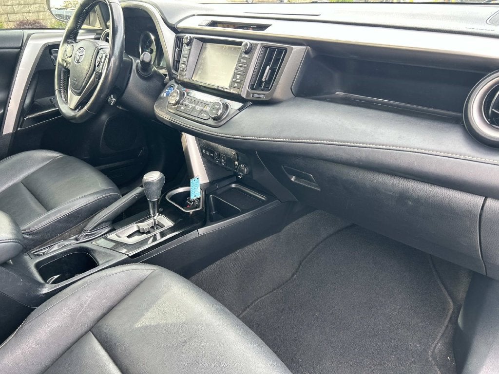 2016 Toyota RAV4 Hybrid Limited