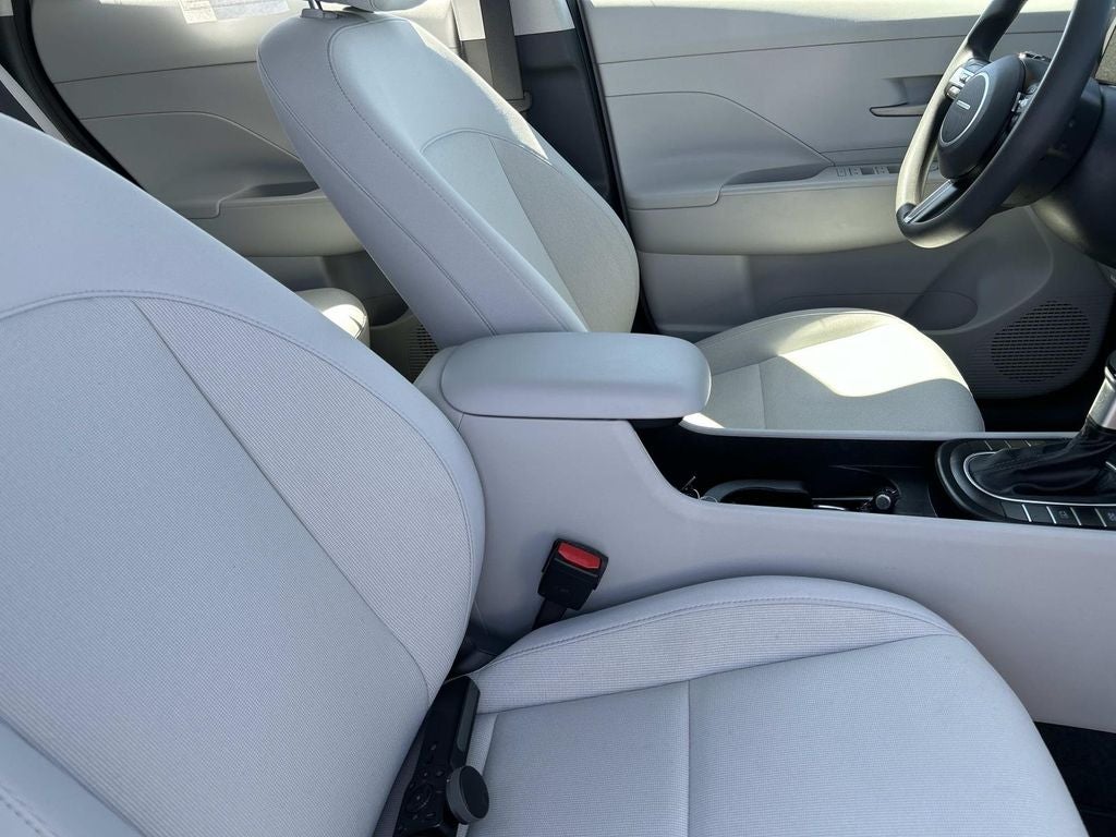 2024 Hyundai Kona SE
