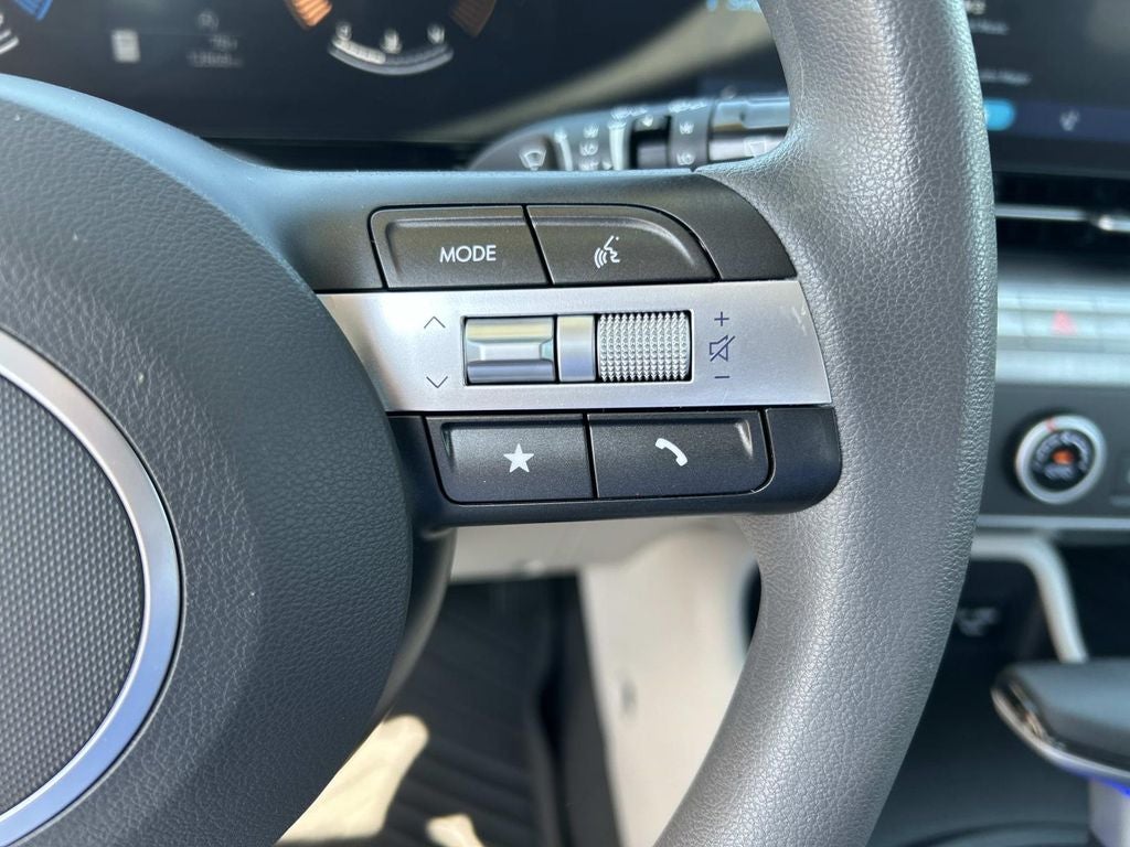 2024 Hyundai Kona SE