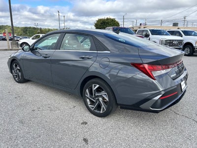 2024 Hyundai Elantra SEL