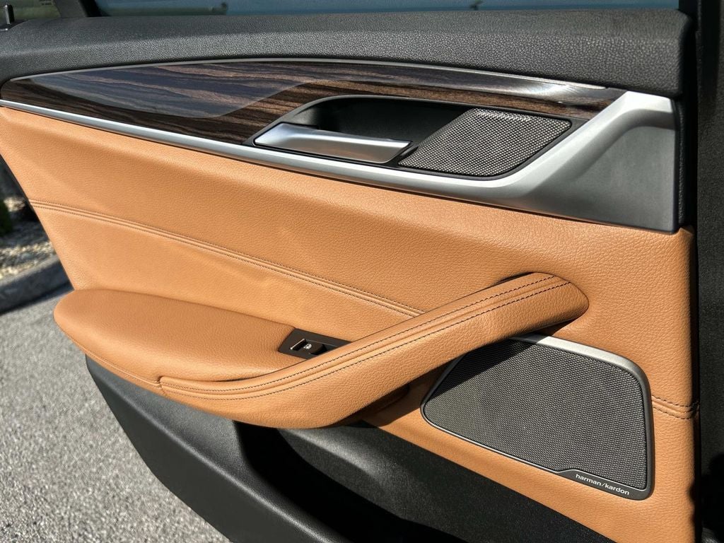 2021 BMW 5 Series 540i