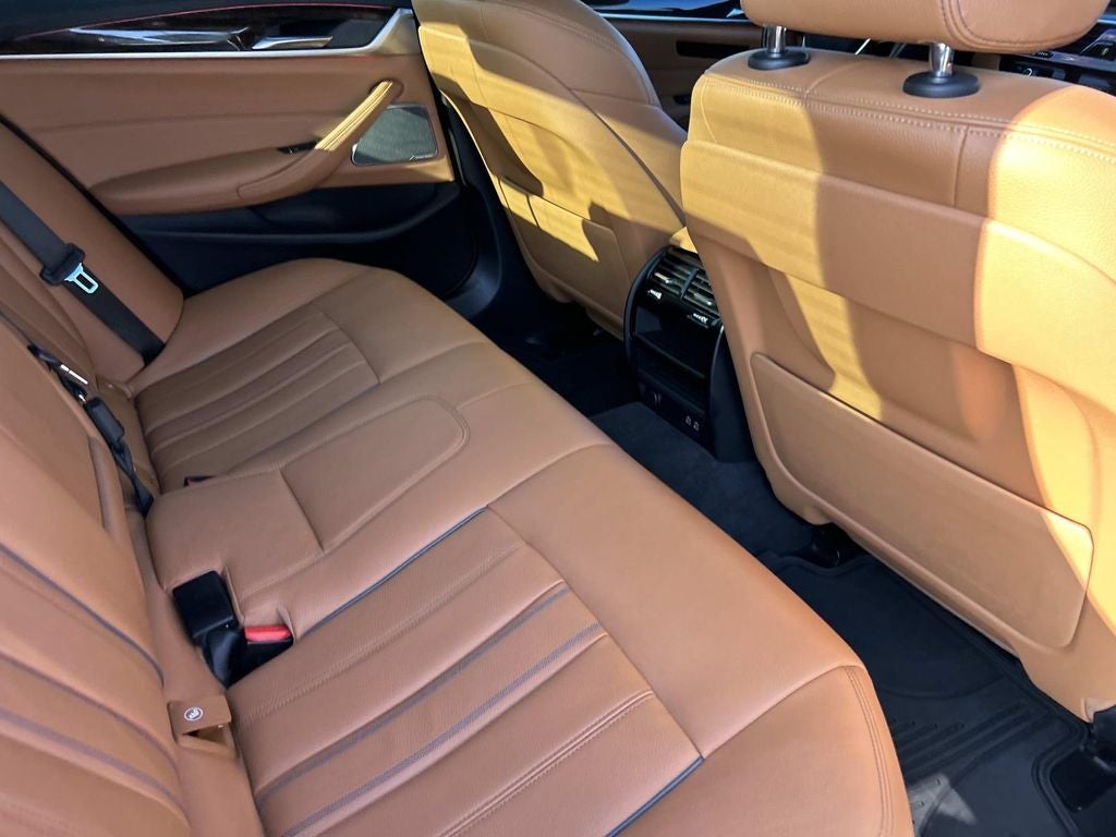2021 BMW 5 Series 540i