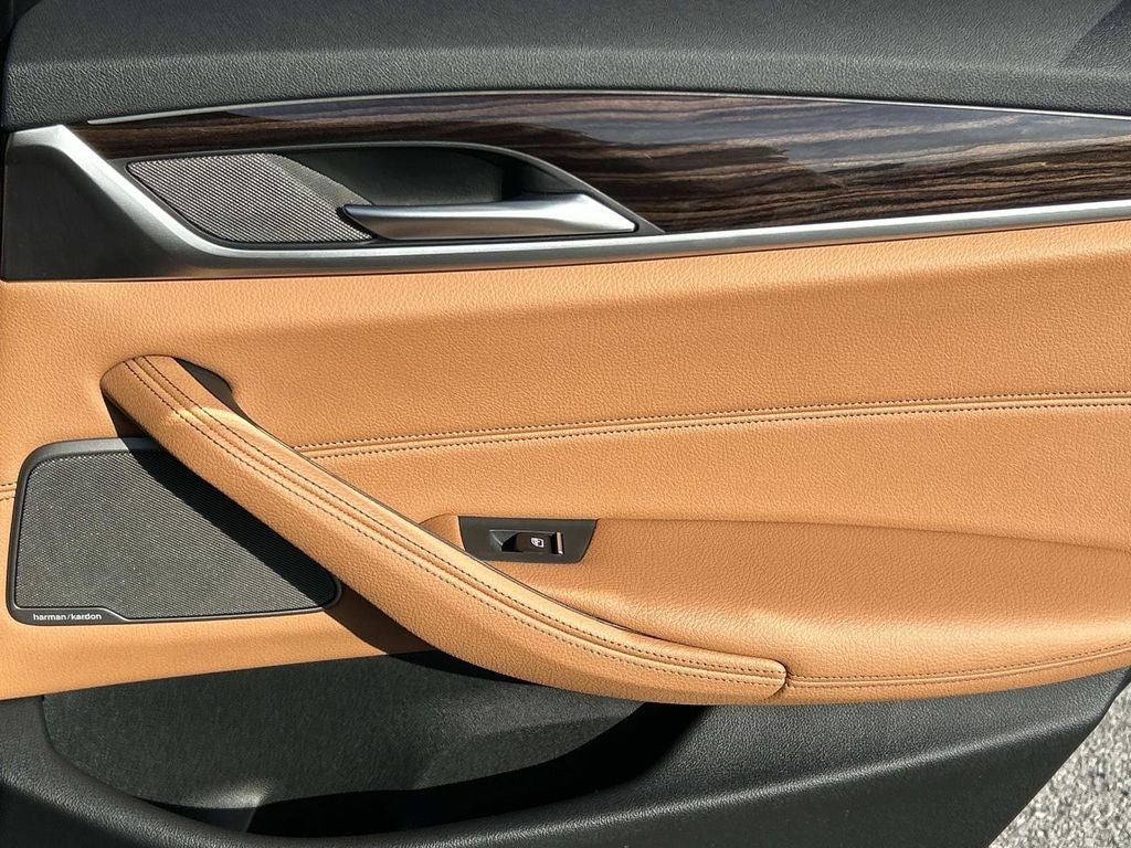 2021 BMW 5 Series 540i
