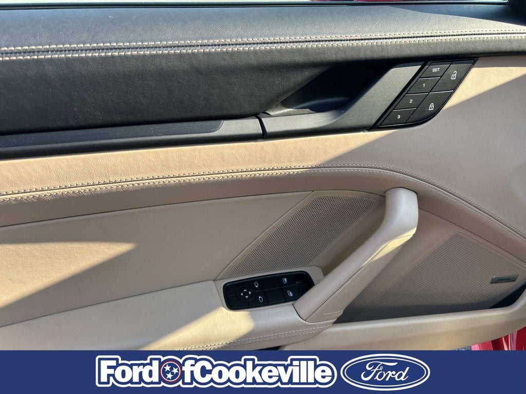 2024 Porsche 911 Carrera GTS