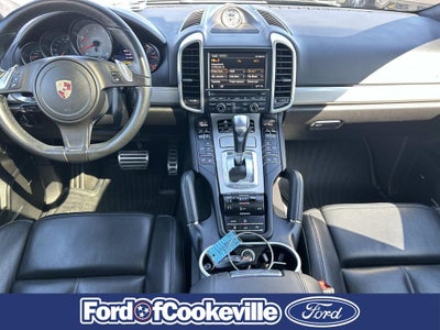 2013 Porsche Cayenne GTS