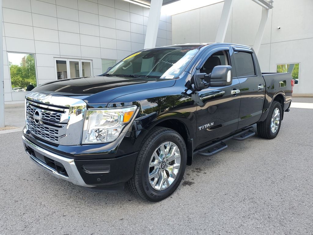 2024 Nissan Titan SV