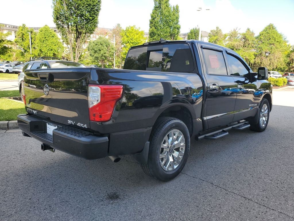 2024 Nissan Titan SV