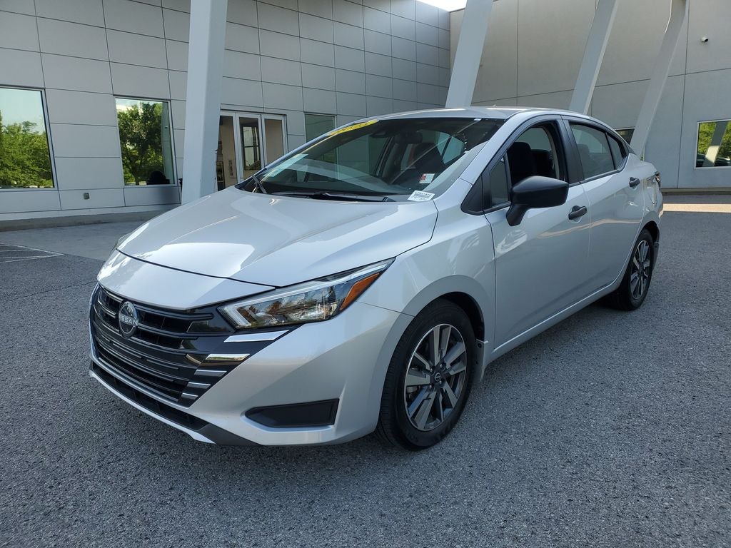 2025 Nissan Versa 1.6 S