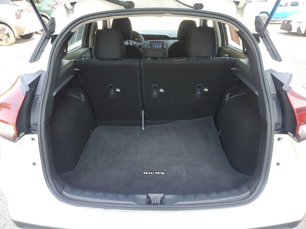 2024 Nissan Kicks S