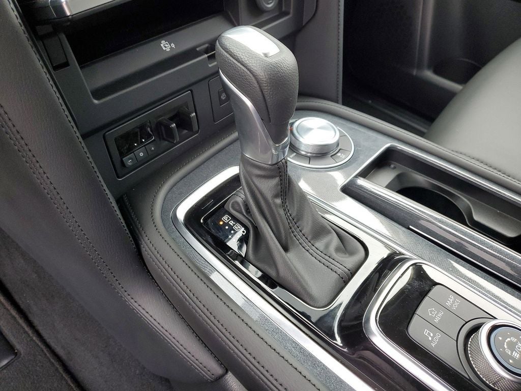 2024 Nissan Armada SV