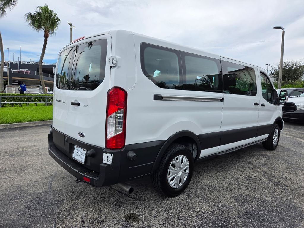 2024 Ford Transit Passenger Wagon XLT