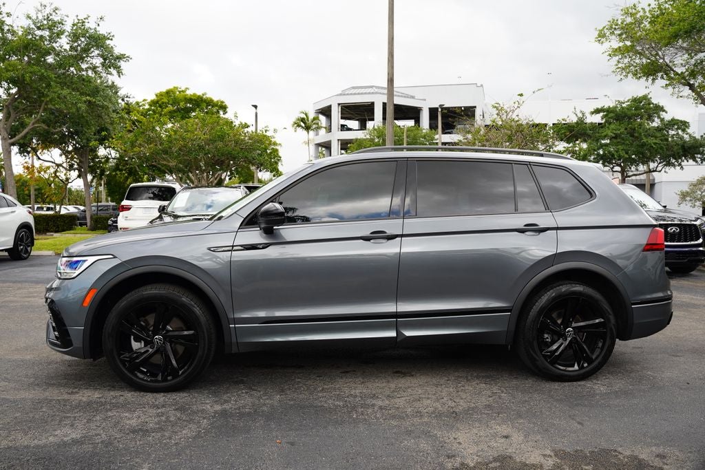 2024 Volkswagen Tiguan 2.0T SE R-Line Black