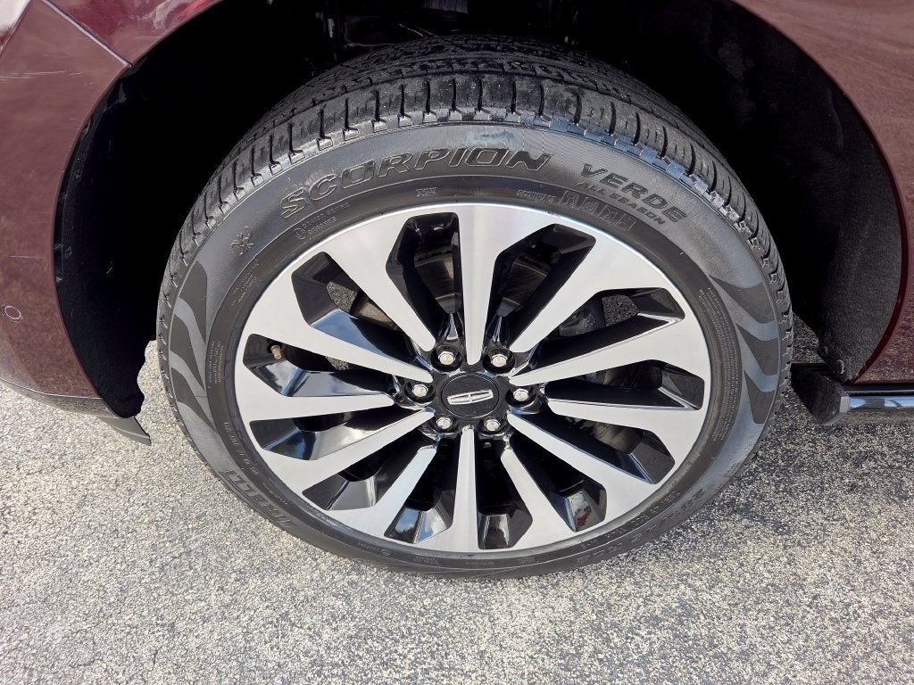 2023 Lincoln Navigator L Reserve
