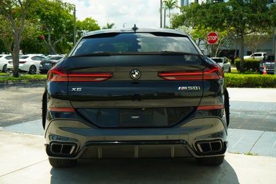 2021 BMW X6 M50i