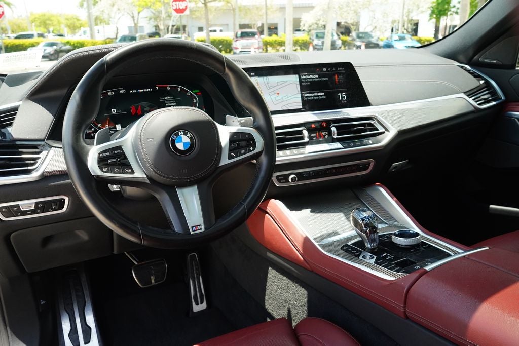 2021 BMW X6 M50i